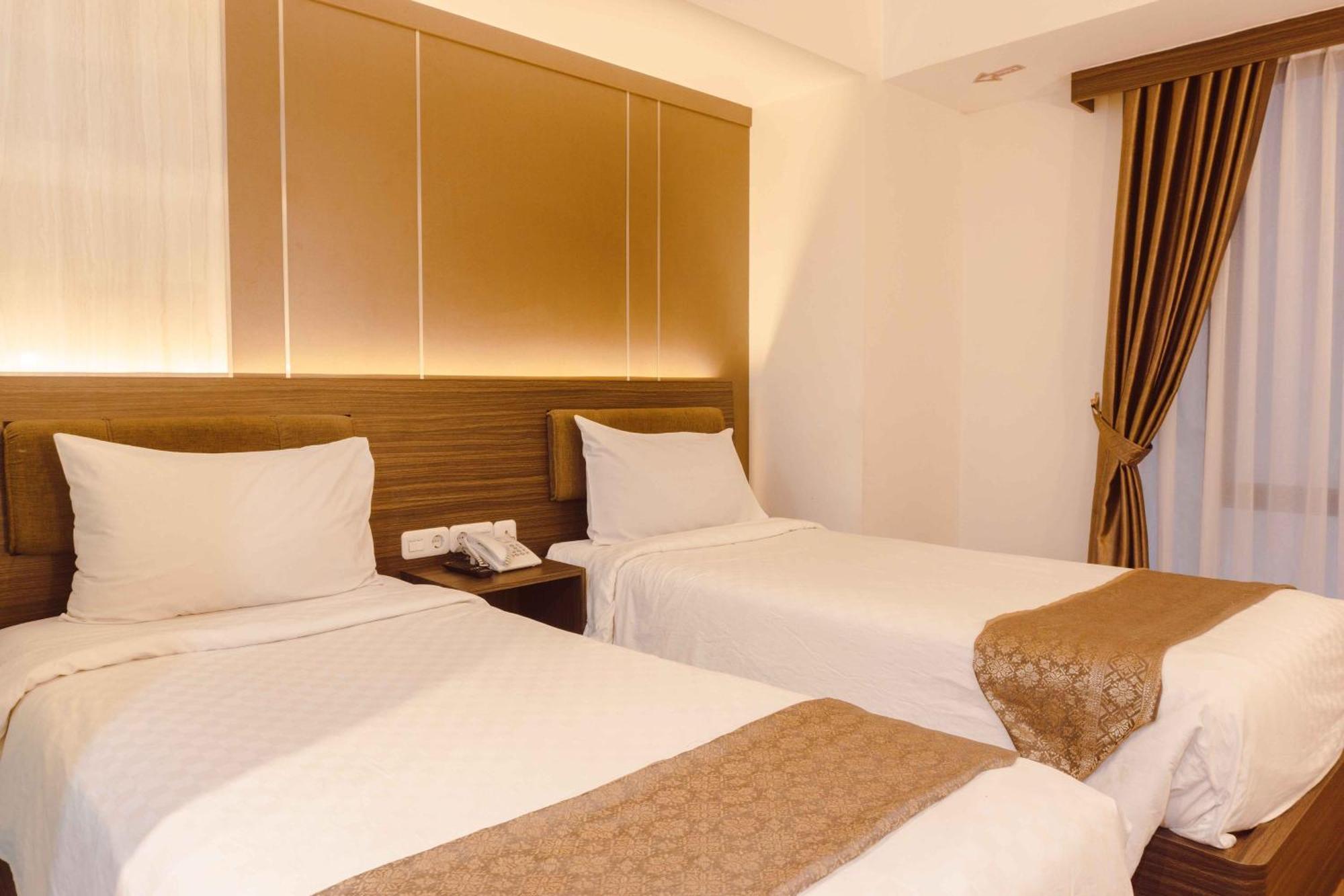 Fahira Hotel Syariah Bukittinggi Zewnętrze zdjęcie